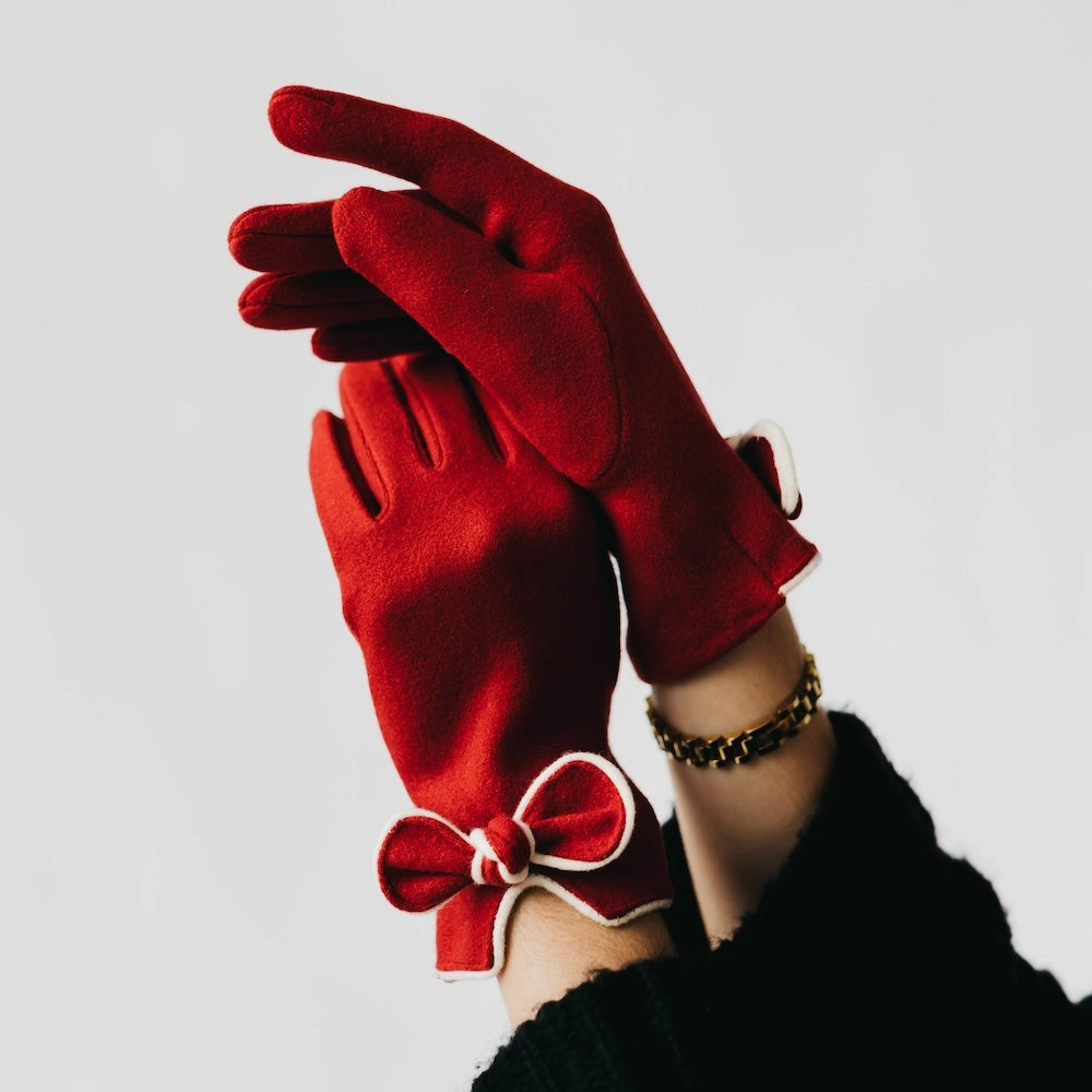 Bow Hand Gloves