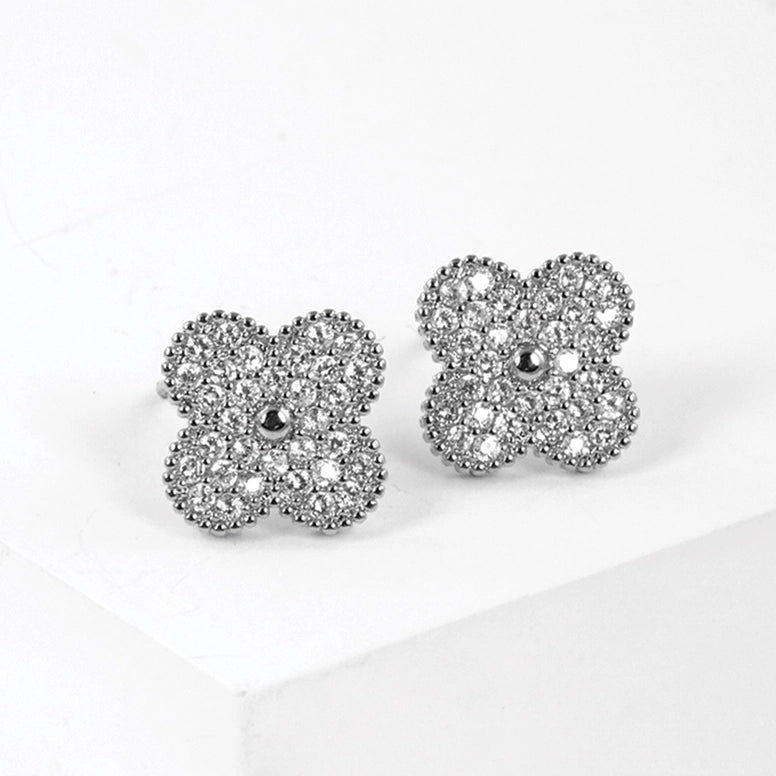 Clover Diamond Stud Earring