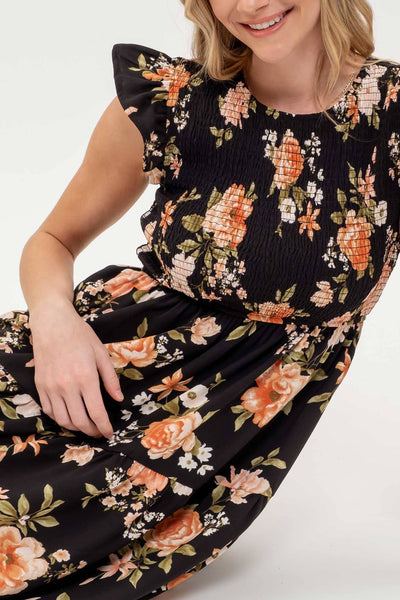 Blu Pepper - SMOCKED TIERED FLORAL MIDI DRESS: BLACK MULTI