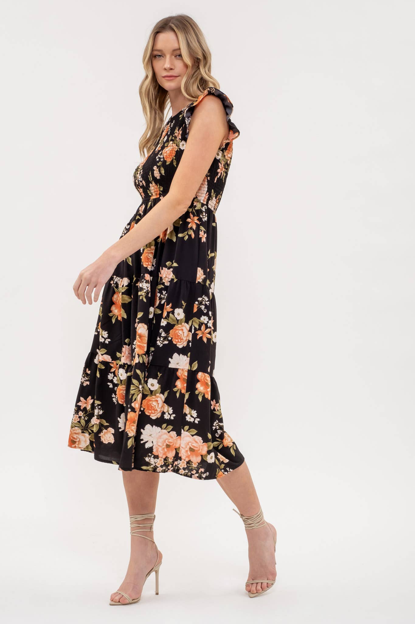 Blu Pepper - SMOCKED TIERED FLORAL MIDI DRESS: BLACK MULTI